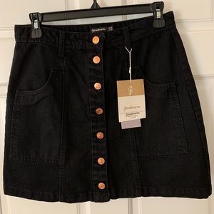 NWT Stradivarius Black Button Down Skirt US size6